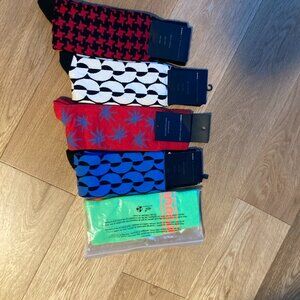 ISO looking for Marc by Marc Jacobs socks for men